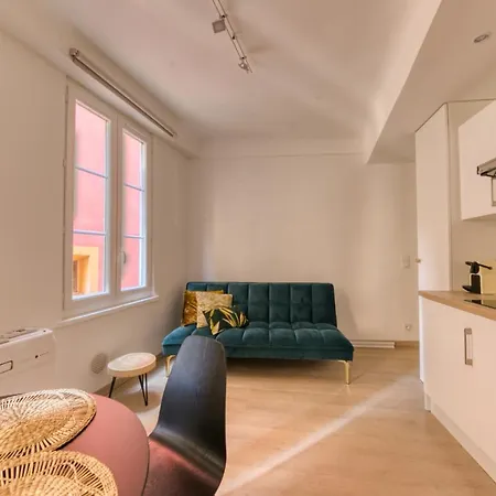 Charming Flat Well Equipped In The Old Διαμέρισμα *