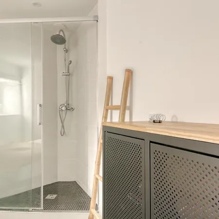 Charming Flat Well Equipped In The Old Διαμέρισμα *