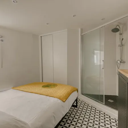 Charming Flat Well Equipped In The Old * Νίκαια